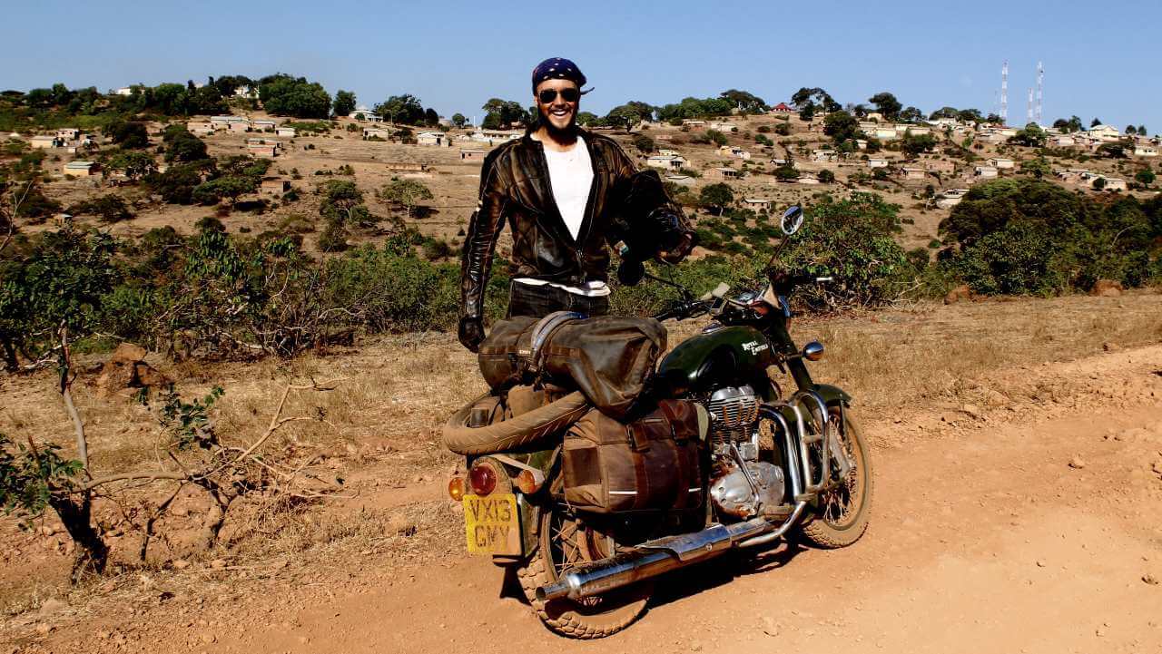 Hot as fuck in 40 degree heat and a leather jacket.